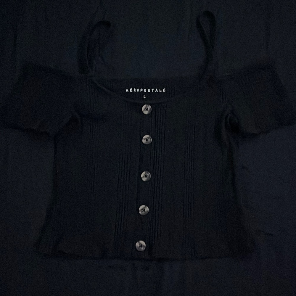 black t-shirt